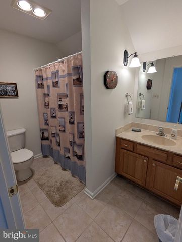 316 MARTINA DR, Chambersburg, PA 17201