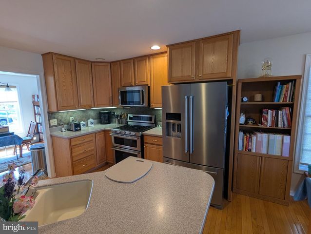 316 MARTINA DR, Chambersburg, PA 17201