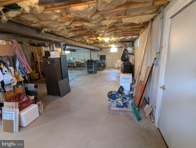 316 MARTINA DR, Chambersburg, PA 17201