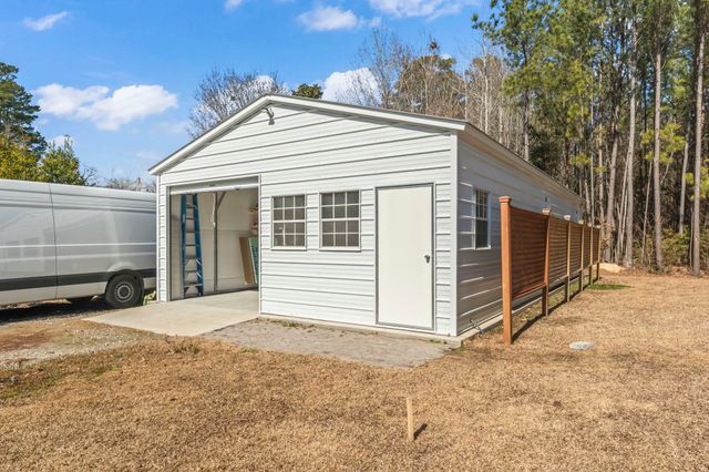 2699 Bill Mack Blvd., Conway, SC 29526