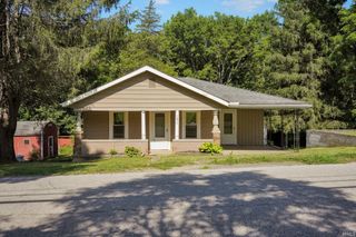 1055 Peerless Road, Bedford, IN 47421