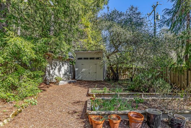 1100 Old La Honda Road, Woodside, CA 94062