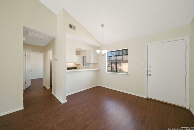 206 Bexar Dr, San Antonio, TX 78228