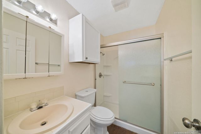 206 Bexar Dr, San Antonio, TX 78228