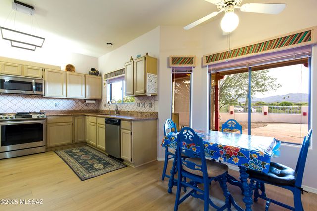 4920 W Harris Hawk Place, Tucson, AZ 85745