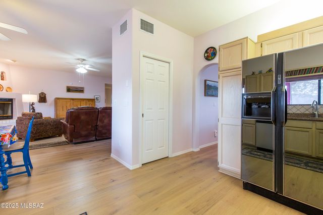 4920 W Harris Hawk Place, Tucson, AZ 85745