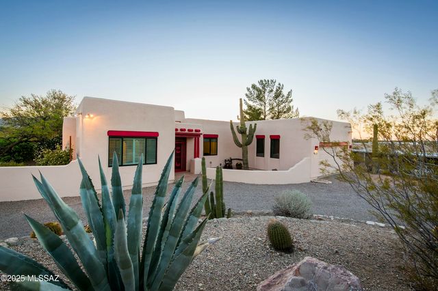 4920 W Harris Hawk Place, Tucson, AZ 85745