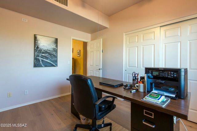 4920 W Harris Hawk Place, Tucson, AZ 85745