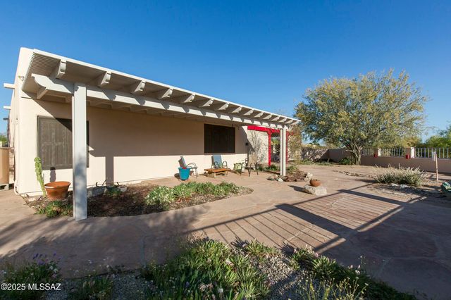 4920 W Harris Hawk Place, Tucson, AZ 85745