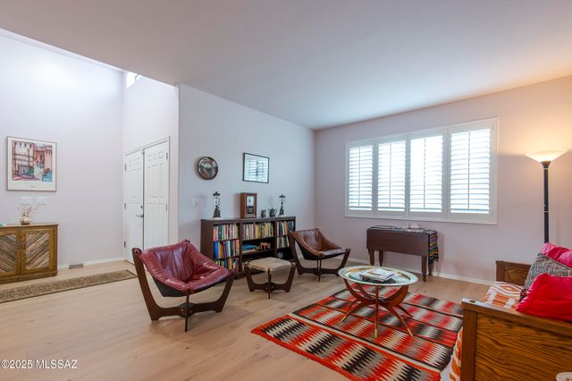 4920 W Harris Hawk Place, Tucson, AZ 85745