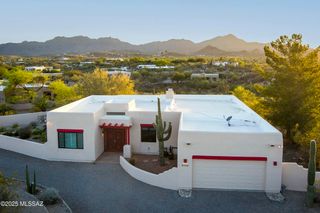 4920 W Harris Hawk Place, Tucson, AZ 85745