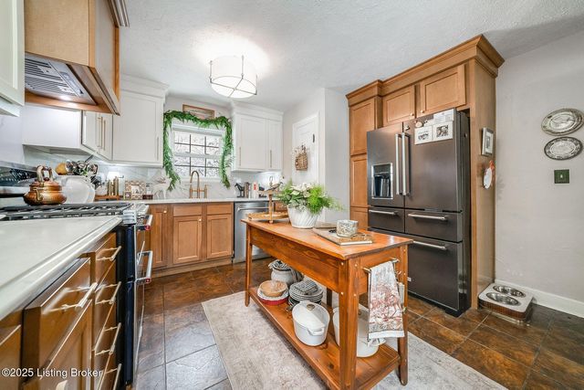 1214 Audubon Pkwy, Louisville, KY 40213