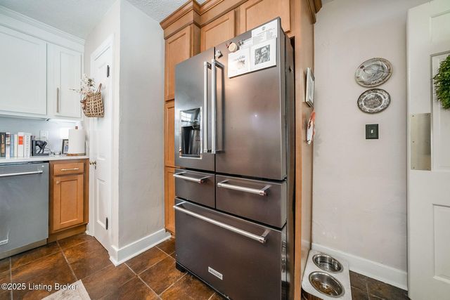 1214 Audubon Pkwy, Louisville, KY 40213