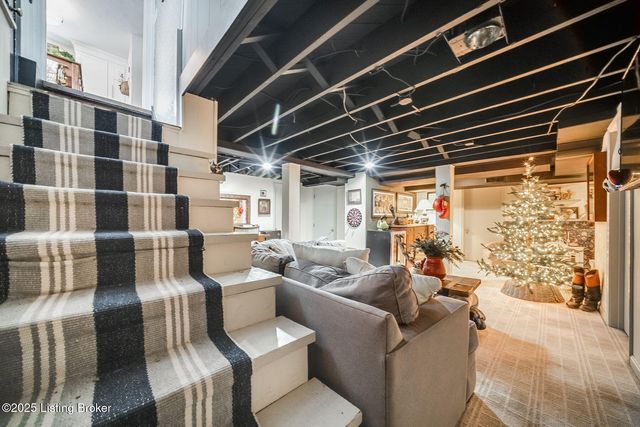 1214 Audubon Pkwy, Louisville, KY 40213