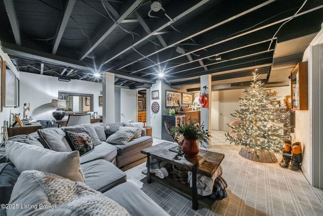 1214 Audubon Pkwy, Louisville, KY 40213