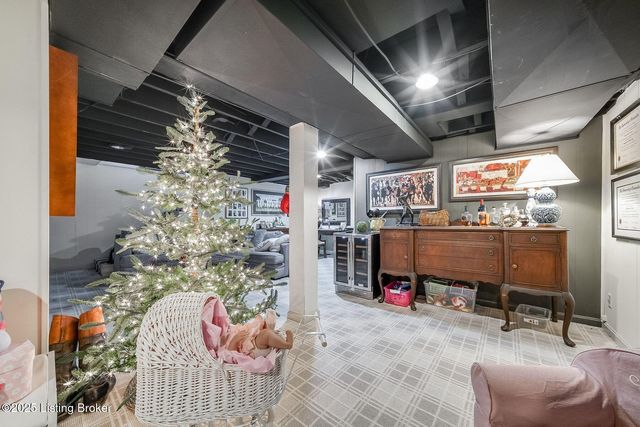 1214 Audubon Pkwy, Louisville, KY 40213