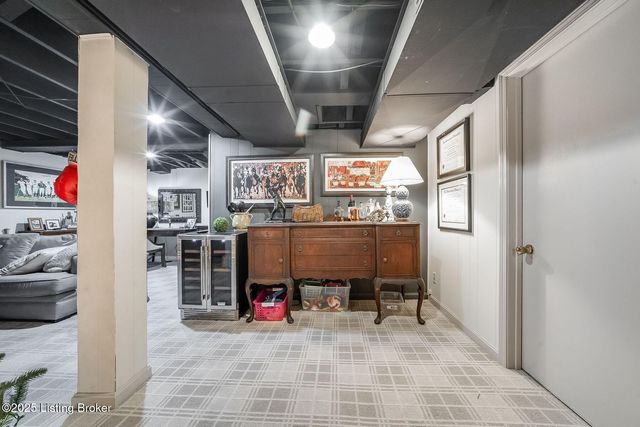 1214 Audubon Pkwy, Louisville, KY 40213