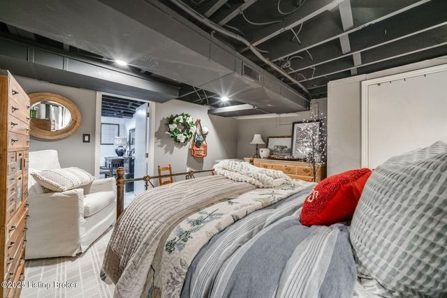 1214 Audubon Pkwy, Louisville, KY 40213