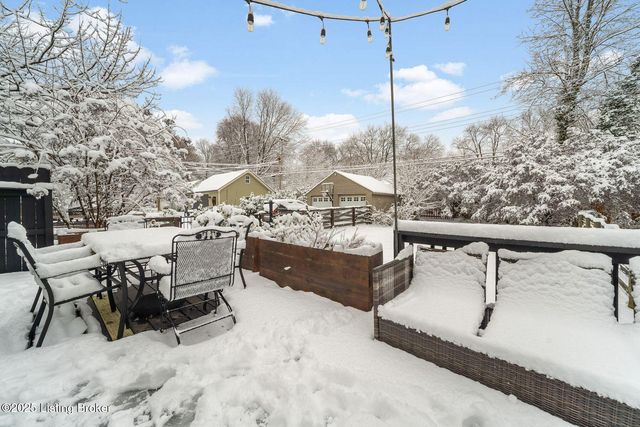 1214 Audubon Pkwy, Louisville, KY 40213