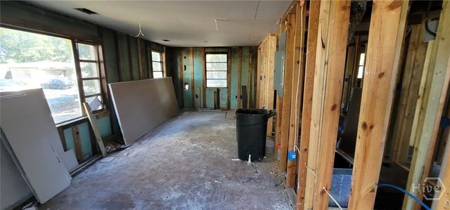 2109 Hanson Street, Savannah, GA 31404