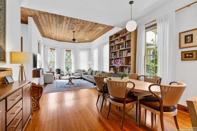 211 Devine Street, San Antonio, TX 78210