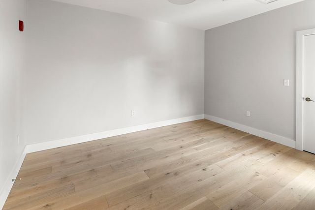 1650 Commonwealth Ave 204, Boston, MA 02135