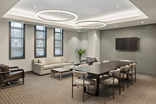 1650 Commonwealth Ave 204, Boston, MA 02135