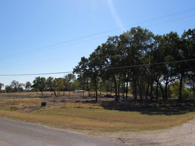 3504 Simmons RD, Belton, TX 76513