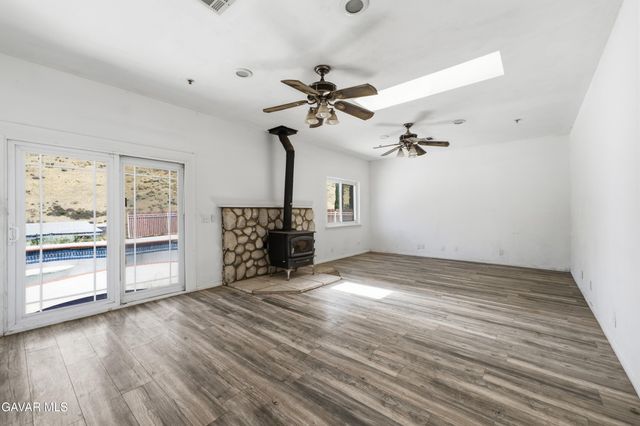 6221 Elizabeth Lake Road, Leona Valley, CA 93551