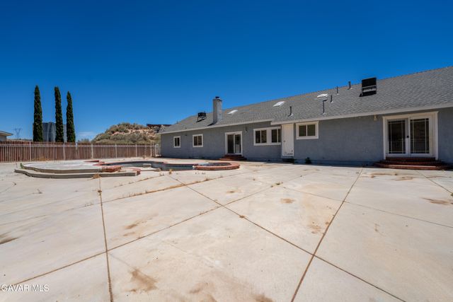 6221 Elizabeth Lake Road, Leona Valley, CA 93551