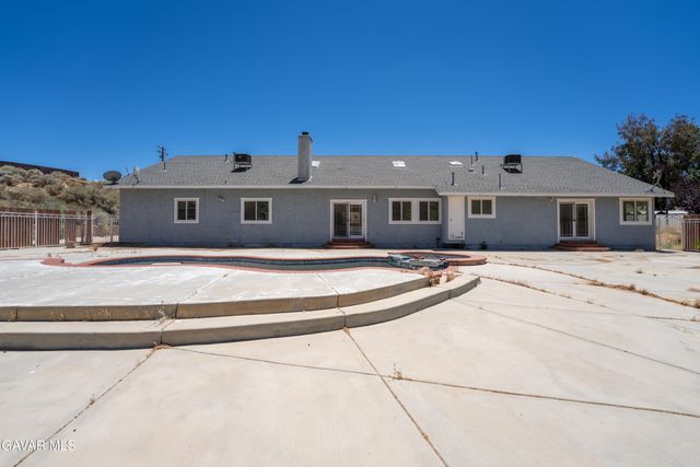 6221 Elizabeth Lake Road, Leona Valley, CA 93551