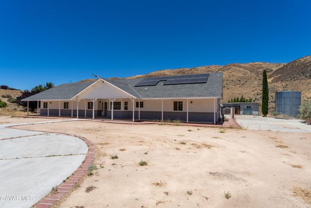 6221 Elizabeth Lake Road, Leona Valley, CA 93551