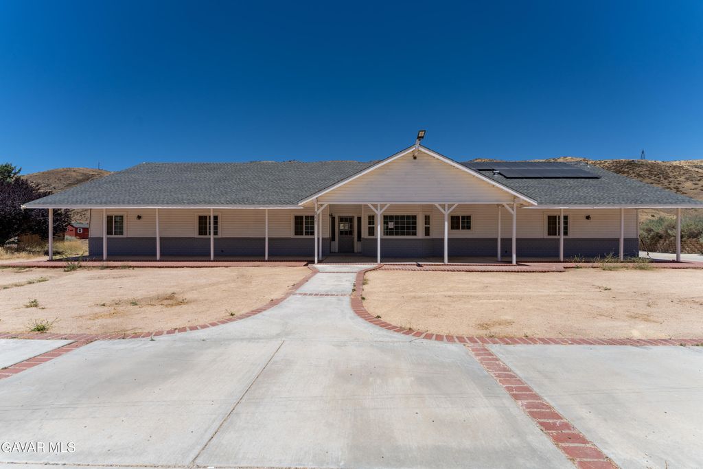 6221 Elizabeth Lake Road, Leona Valley, CA 93551