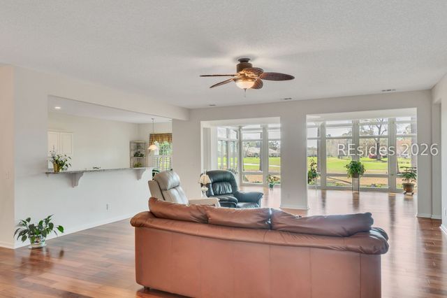 15 Tallow Dr, Bluffton, SC 29909