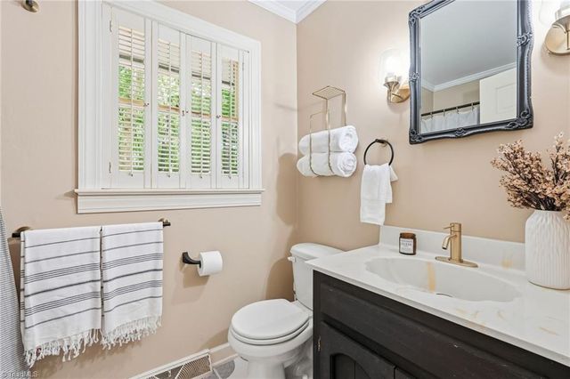 3326 Sedgefield Road, Statesville, NC 28625