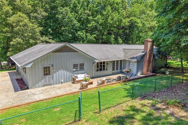 3326 Sedgefield Road, Statesville, NC 28625
