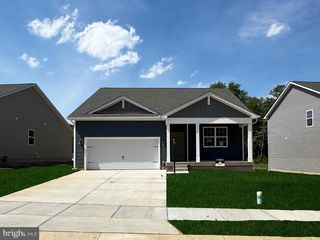 114 ERICA LN, Columbia, PA 17512