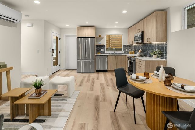 3918 S Juneau Street, Seattle, WA 98118