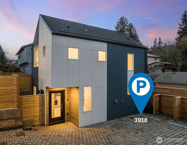 3918 S Juneau Street, Seattle, WA 98118
