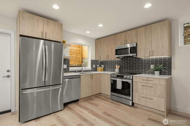 3918 S Juneau Street, Seattle, WA 98118