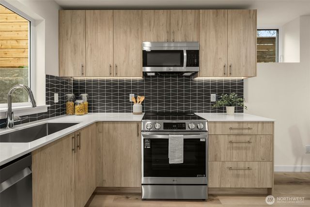3918 S Juneau Street, Seattle, WA 98118