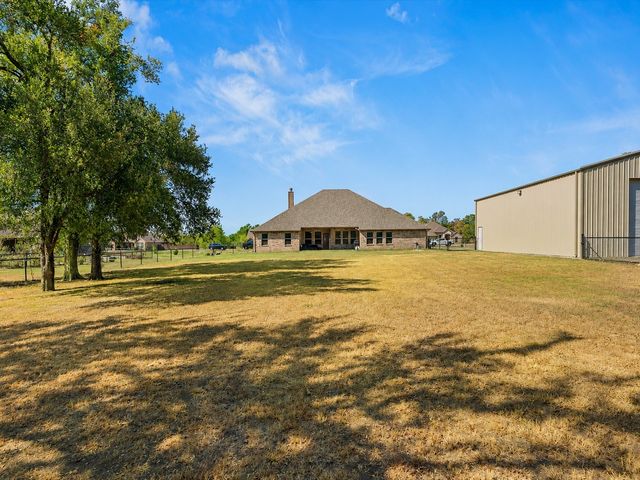 1231 Christie Lane, Terrell, TX 75161