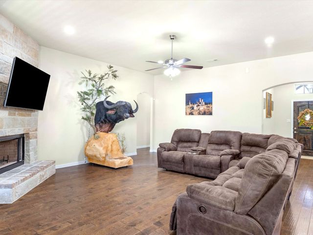 1231 Christie Lane, Terrell, TX 75161