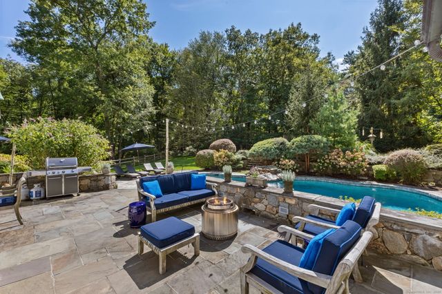 245 Benedict Hill Road, New Canaan, CT 06840