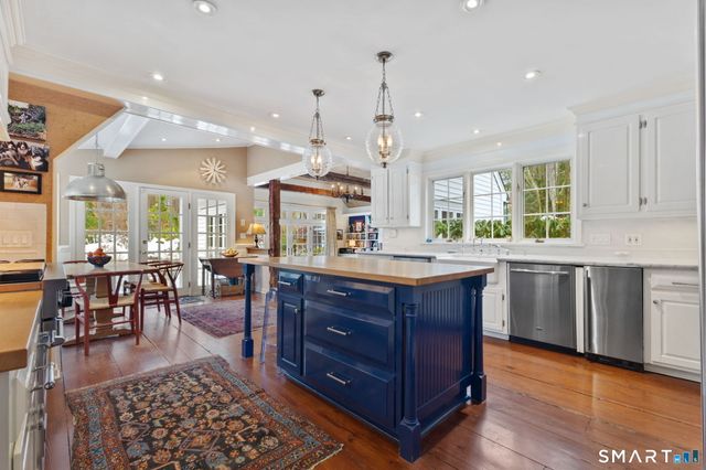 245 Benedict Hill Road, New Canaan, CT 06840