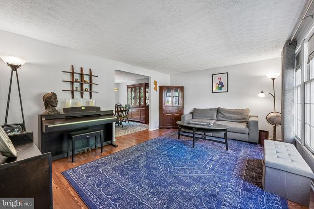 304 STONEY BROOK LN, Marlton, NJ 08053