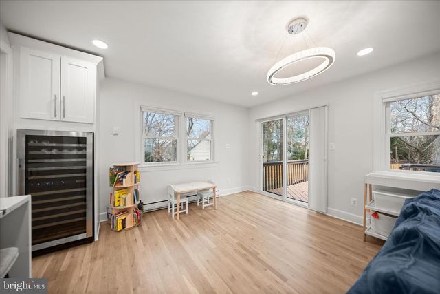 515 WOODLAND CT NW, Vienna, VA 22180