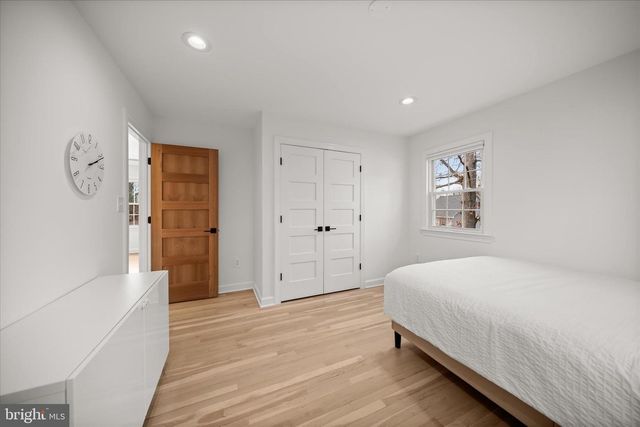 515 WOODLAND CT NW, Vienna, VA 22180