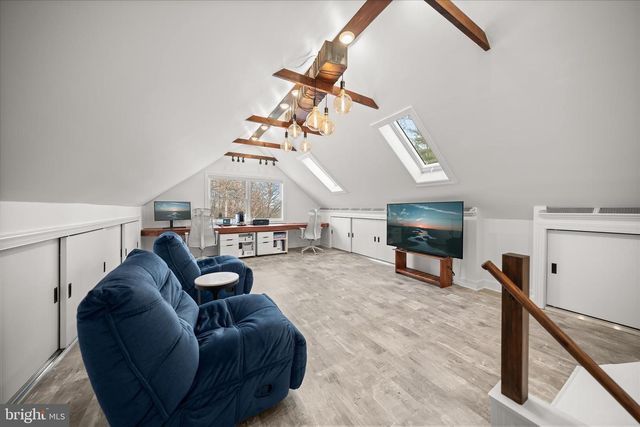 515 WOODLAND CT NW, Vienna, VA 22180