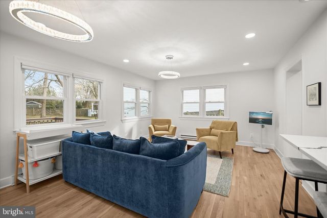 515 WOODLAND CT NW, Vienna, VA 22180